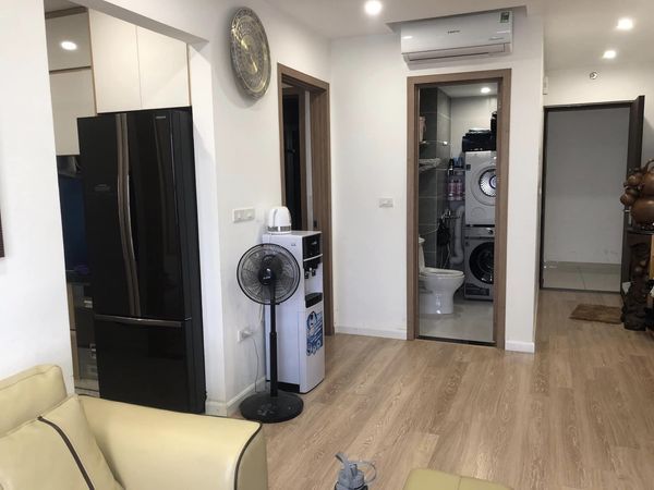 Chính chủ em chuyển công tác ra Hà Nội cần bán căn chung cư 2 phòng ngủ, 2 Wc