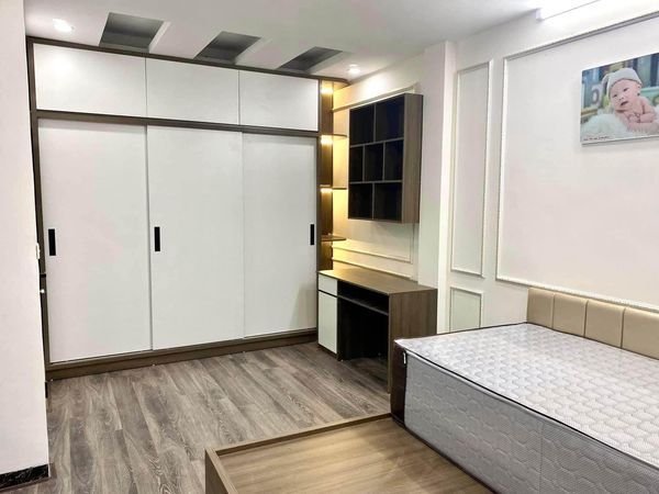 Bán nhà Thụy Khuê-45m2- 5.1 tỷ- 2 mặt thoáng thoáng trước sau -15m ra ô tô-yên tĩnh