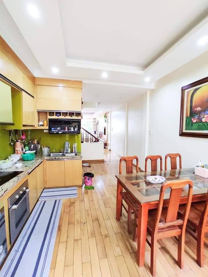 PHÂN LÔ OTO TRÁNH - NHÀ CÁN BỘ CẤP CAO - NỘI THẤT XỊN - Ô CHỜ THANG MÁY