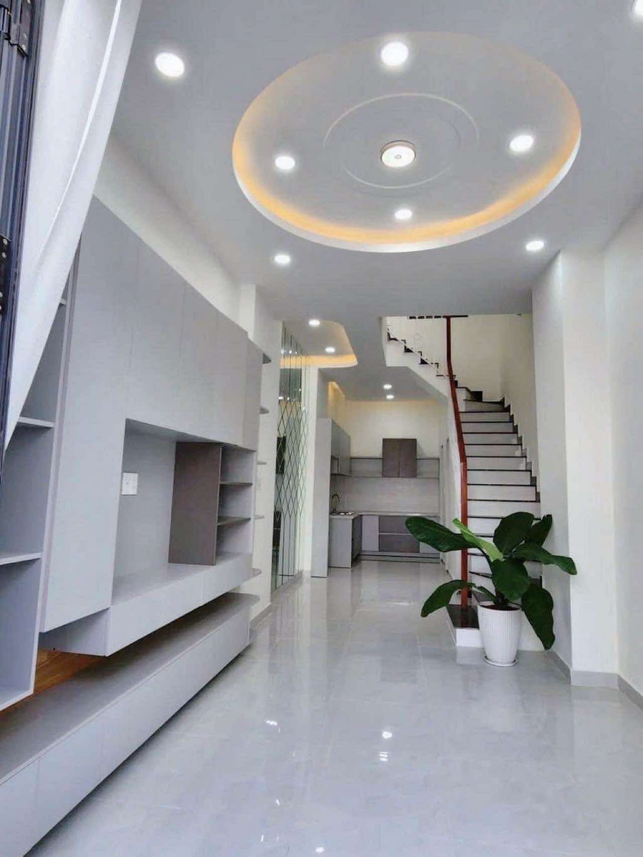 Bán nhà mặt tiền Trung Mỹ Tây 10 Q12 , 43m2-3tang , thu nhập 8tr/thang , 4 tỷ nhỉnh 0932030061