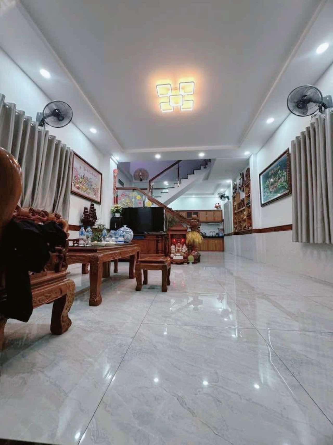 Bán nhà đường 8m thông tứ tung 56m2-2tang ngay Bến Xe Hiệp Thành Q12 , 5 tỷ nhỉnh 0932030061