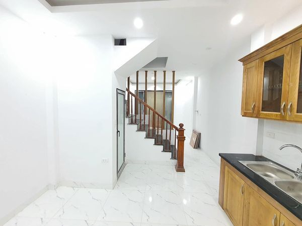 BÁN NHÀ TỨ HIỆP CẠNH CHI CỤC THUẾ THANH TRÌ 43 m x 4 tầng 2.8 tỷ