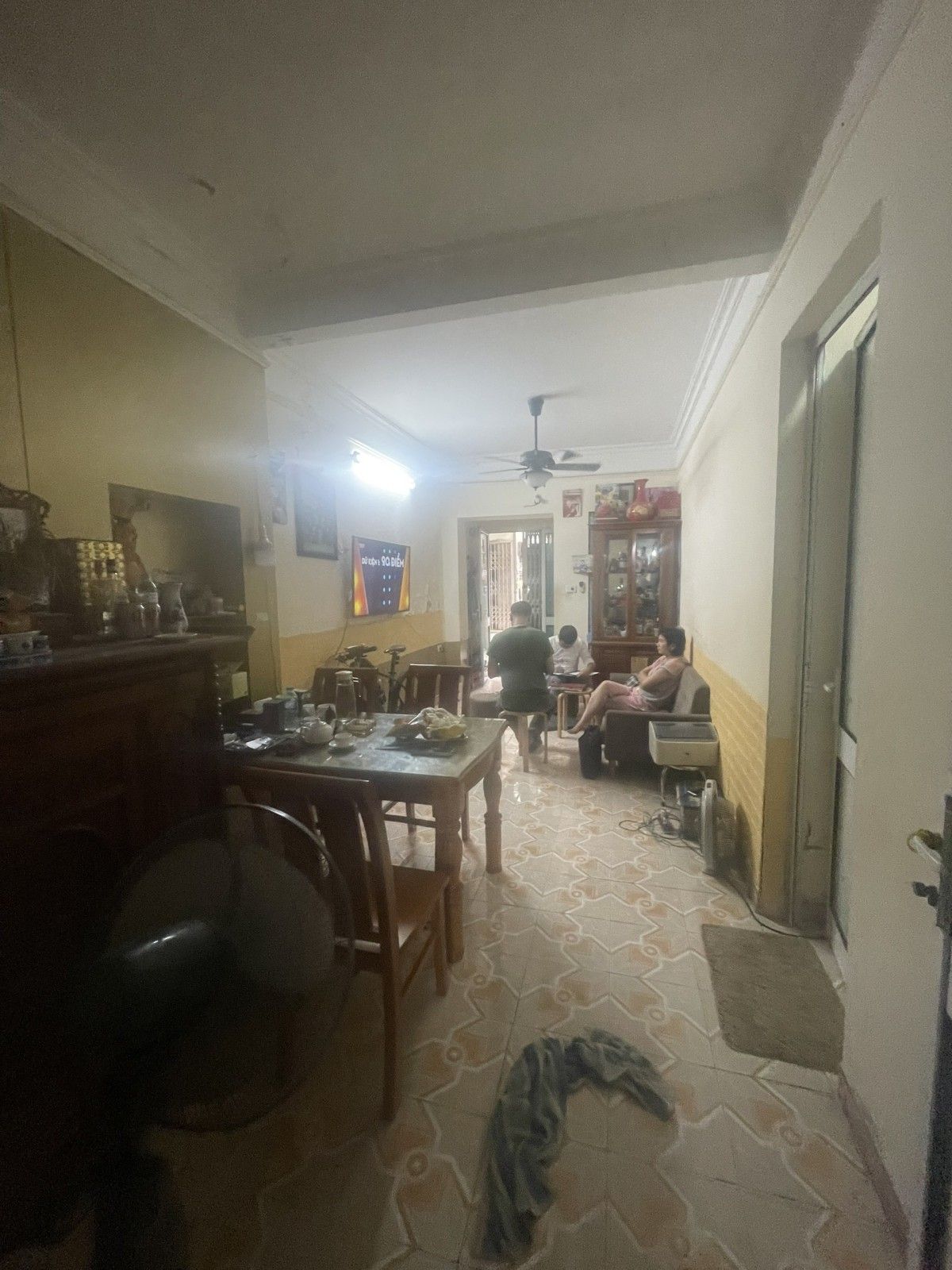 SIÊU PHẨM NHÀ VỪA Ở VỪA CHO THUÊ, Ô TÔ ĐỖ CỬA, KINH DOANH ĐỈNH, NGÕ THÔNG, NHÀ TẬP THỂ TẦNG 1