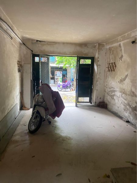 Chính chủ cho Thuê Nhà số **6,ngõ 48 Tạ Quang Bửu,Hai Bà Trưng,diện tích 120m,4 tầng giá 25 triệu.