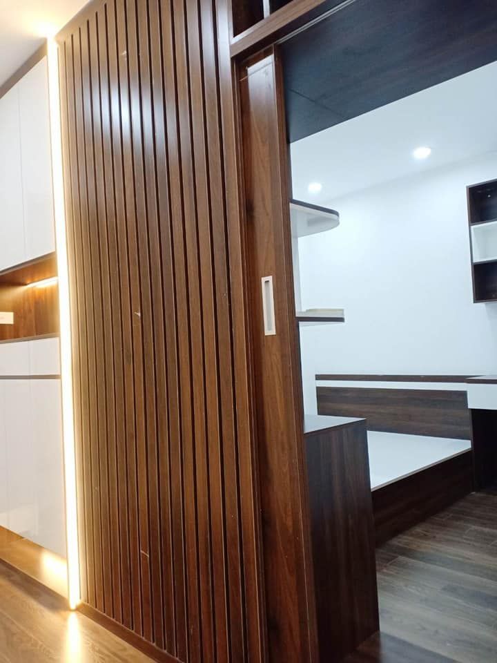 Cần bán căn hộ chung cư toà nhà HH3A linh đàm Hoàng Mai HN.Căn hộ tầng 24,dt 46m2, tke 2 phòng ngủ