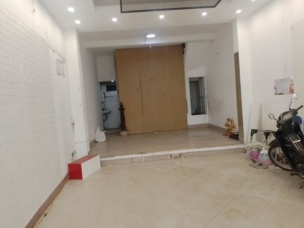 Nguyên căn mình cần cho thuê nhà 4 tầng mặt phố Khương Đình 60m2 mặt tiền 6m