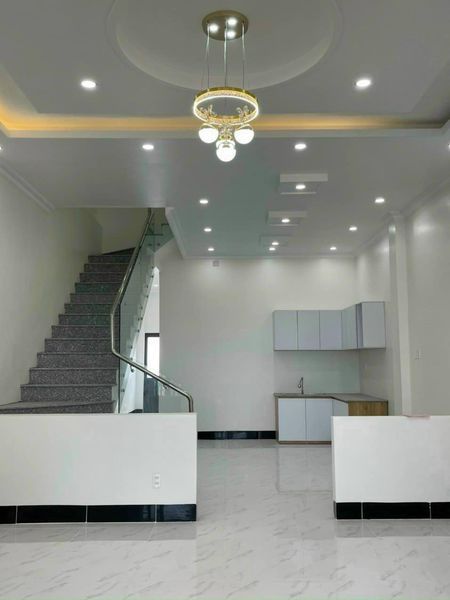 CHỦ NGỘP BÁN LỖ NHÀ ĐẸP KHU ĐIỆN NƯỚC Diện tích 5x20,9m , tổng Dt đất 104,5m2 ODT Hướng Tây Bắc