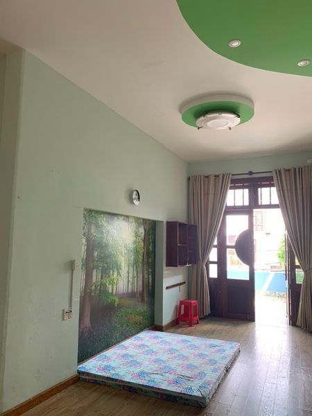 Cho thuê biệt thự mặt tiền rộng 215m2 gồm 1 trệt 1 lầu 4 phòng ngủ phường 4 Vũng Tàu!