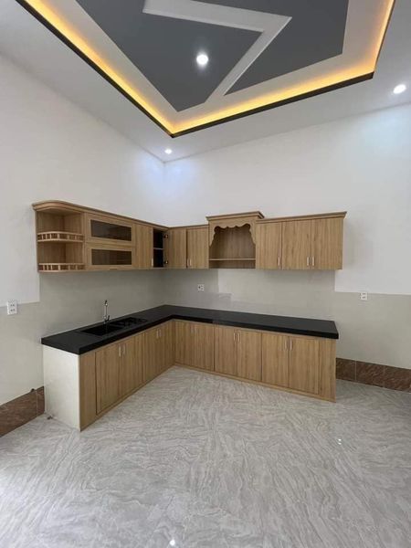 BÁN NHÀ CẤP 04 MỚI • Mới hoàn thiện, đường Mười Chức kdc Phường 05 tp Bạc Liêu.