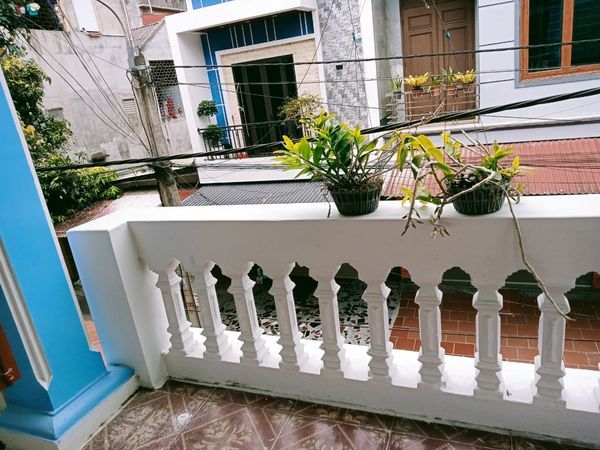 Chị gái gửi bán căn nhà 3 tầng có 6 phòng ngủ, phòng khách nhà vệ sinh nhà bếp