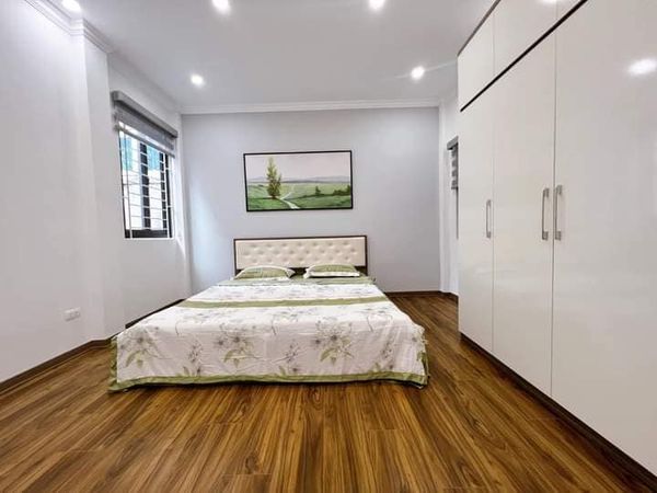 NHÀ NÉT QUÁ - ĐẸP LUNG LINH - FULL NỘI THẤT - Dt 35m2 , Mt 4m x 4 Tầng Ba Đình