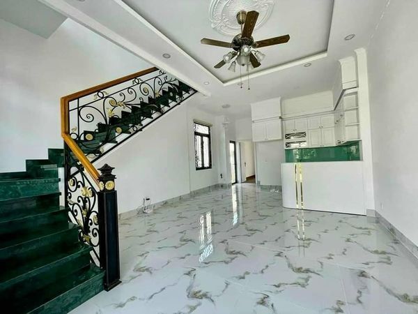 NHÀ TÂN CỔ ĐIỂN TRUNG TÂM PHÚ LỢI TDM CHỦ GIẢM 850TR BÁN LỖ