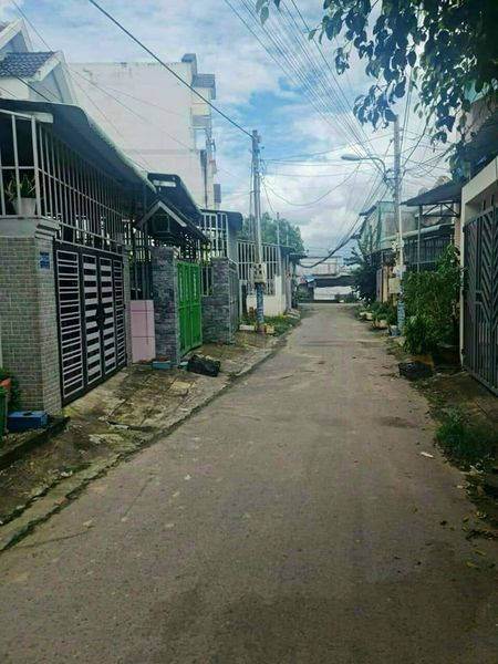 Bán nhà phường Phú hoà __ HƯỚNG TÂY NAM DT 5 x 21 Giá 2,7 tỷ