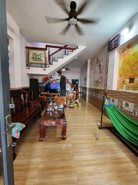 Gấp Gấp Chủ Cần Tiền Bán Căn Nhà Lầu, Sổ Chung DT 60m Thổ Cư 30m Nhà Gần Ngã Tư Miếu Ông Cù