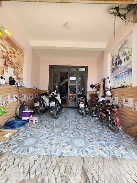 Gấp Gấp Chủ Cần Tiền Bán Căn Nhà Lầu, Sổ Chung DT 60m Thổ Cư 30m Nhà Gần Ngã Tư Miếu Ông Cù