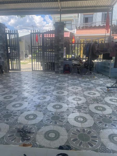 bán nhà hướng bắc ghé tây xíu, kp4 p tân đồng cách đường qh 52m có 150m