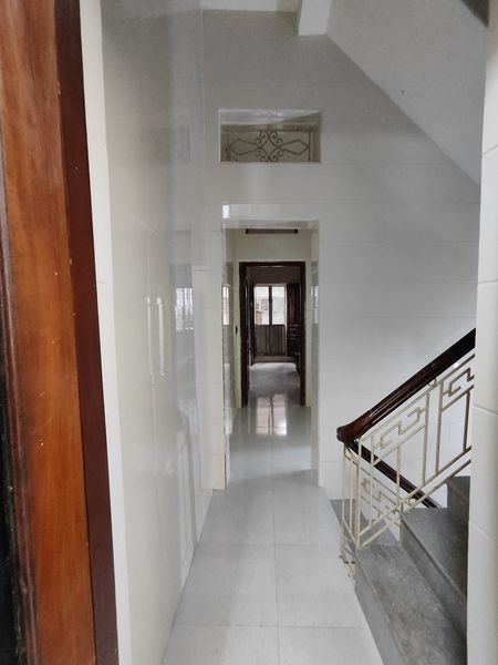Cho thuê nhà hướng Tây-Nam, diện tích sàn 60m2, 3,5 tầng; MT 4,5m nhà số 6 ngõ 250/26,Phố KT TX