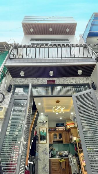 cần bán căn nhà địa chỉ 237/22/16 Phạm Văn Chiêu P14 GV HCM