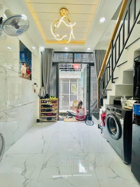 cần bán căn nhà địa chỉ 237/22/16 Phạm Văn Chiêu P14 GV HCM