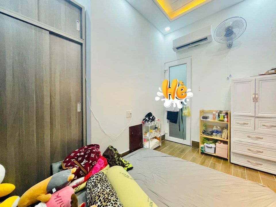 cần bán căn nhà địa chỉ 237/22/16 Phạm Văn Chiêu P14 GV HCM