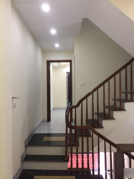 BÁN GẤP NHÀ ĐẸP NGÃ TƯ CANH TRỊNH VĂN BÔ 5 TẦNG 36M2 GIÁ RẺ NHẤT KHU VỰC