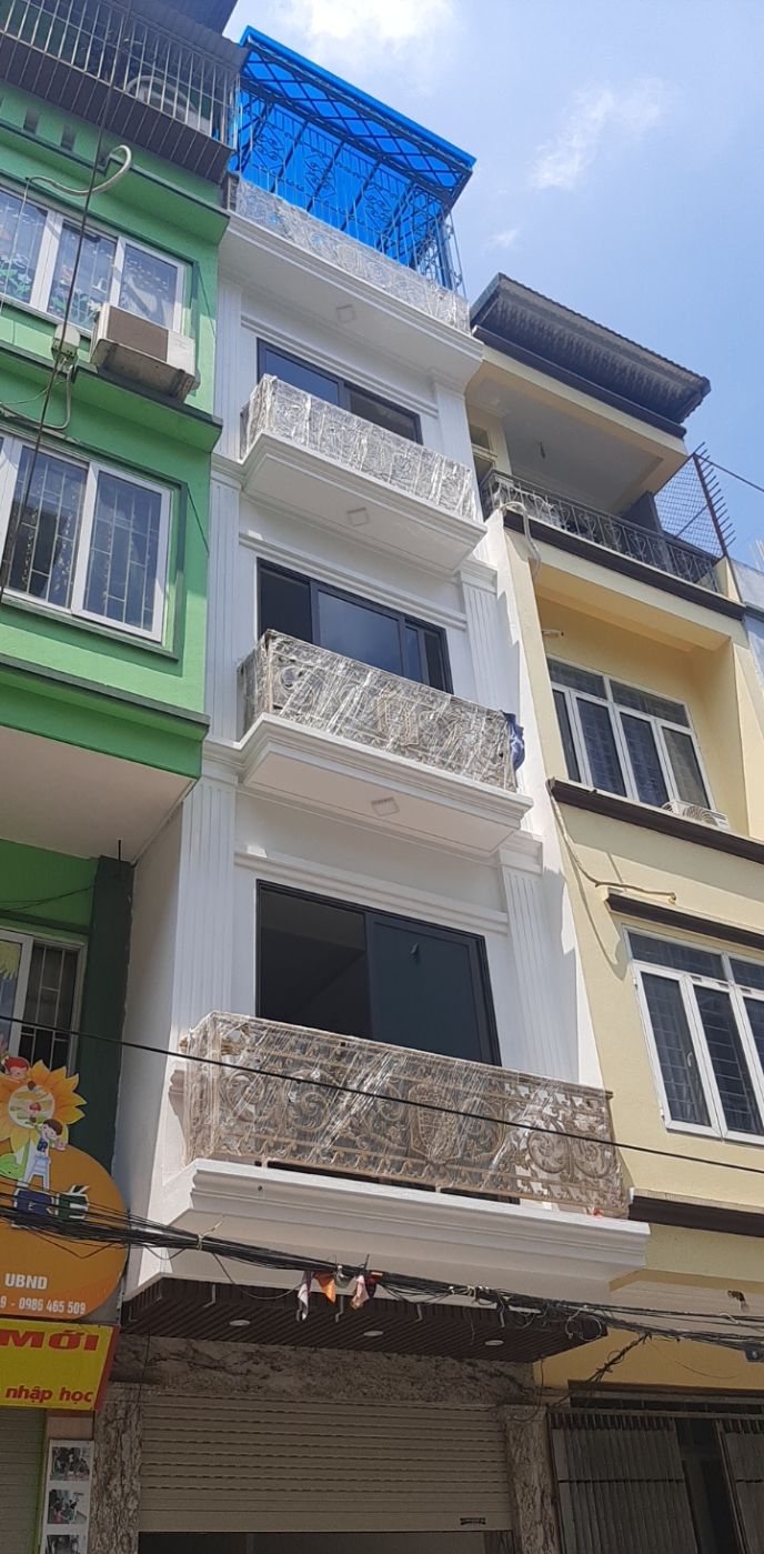Bán nhà Cầu Diễn, Bắc Từ Liêm diện tích 36m2 giá hơn 3 tỷ (Miễn trung gian)