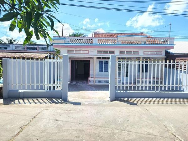 BÁN NHÀ VÀ ĐẤT THỔ CƯ CHƯA QUA ĐẦU TƯ mé sông mát mẻ ấp 2 xã vị đông huyện vị thủy, tỉnh hậu giang