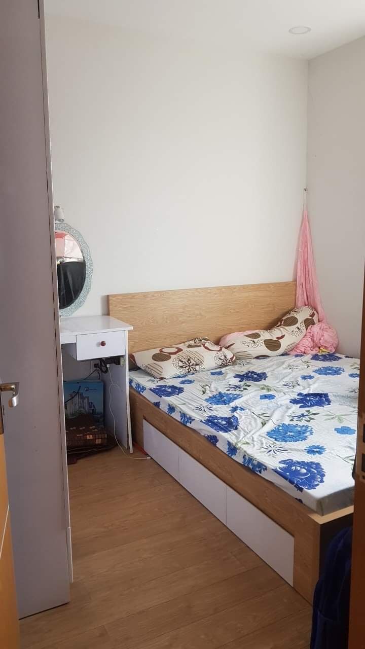 Tôi chính chủ cần bán gấp căn hộ HIm Lam Phú Đông. Giá 2,4tỷ. LH Đoàn Trâm 0902.693.715