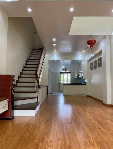 Chính chủ cần bán căn nhà 4 tầng mặt phố Huỳnh Thúc Kháng phường Thanh Bình TP Hải Dương