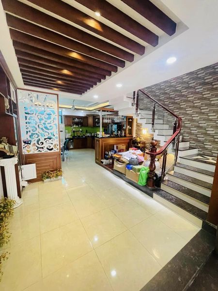 BÁN NHÀ 5 TẦNG - 80m2 (4.5x18) - ĐƯỜNG NHỰA 8M - QUẬN 5 GIÁP QUẬN 1 - 19 TỶ THƯƠNG LƯỢNG