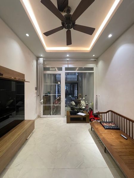 Bán nhà phố Thái Hà - Đống Đa - Lô góc - Ôtô Santafe 7 chỗ đỗ cửa - Kinh doanh Online - Gần Phố