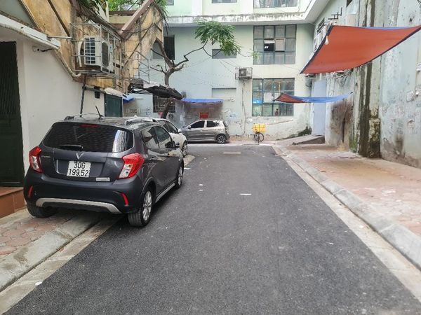 Bán nhà phố Thái Hà - Đống Đa - Lô góc - Ôtô Santafe 7 chỗ đỗ cửa - Kinh doanh Online - Gần Phố