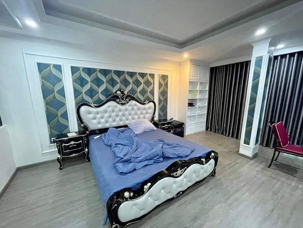 Chính chủ cần bán gấp nhà phân lô trung tâm cầu giấy 60m × 5 tầng