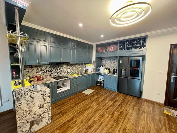 Chính chủ cần bán gấp nhà phân lô trung tâm cầu giấy 60m × 5 tầng