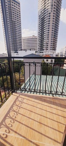 Chính chủ cho thuê CCMN mới tinh tại Cầu Giấy VÀO Ở ĐƯỢC LUÔN