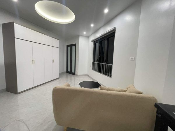 Chính chủ Cho thuê studio 1k1n - 2n1k full nội thất, thang máy, máy giặt, sấy ngõ 136 Trung Liệt
