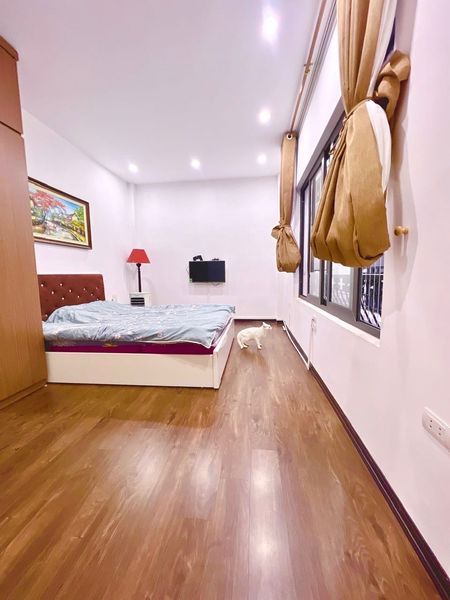 CẦN /BÁN /NHÀ GẤP PHỐ ĐÀO TẤN QUẬN BA ĐÌNH 40m × 5 TẦNG GIÀ 4.8 TỶ
