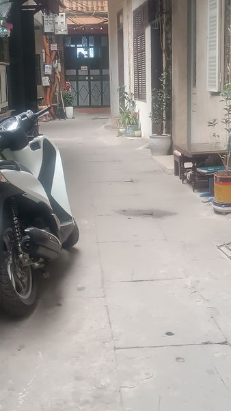 Cần bán nhà Tam trinh, Yên sở trước tết DT 32m2 - 5 tầng - 2 thoáng chỉ hơn 3 tỷ