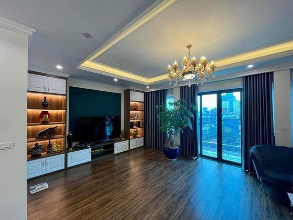 Chính chủ cần bán gấp nhà phân lô trung tâm cầu giấy 60m × 5 tầng