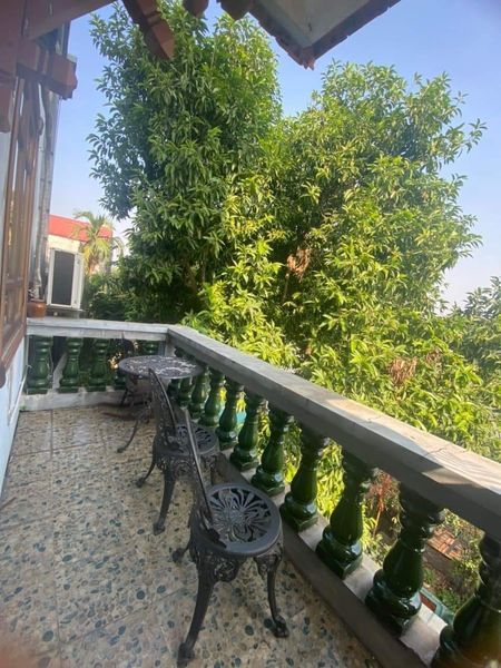 CHO THUÊ CĂN HỘ TRONG BIỆT THỰ SÂN VƯỜN TẠI NGỌC THUỴ - RIÊNG BIỆT - Ô TÔ ĐỖ TRONG SÂN
