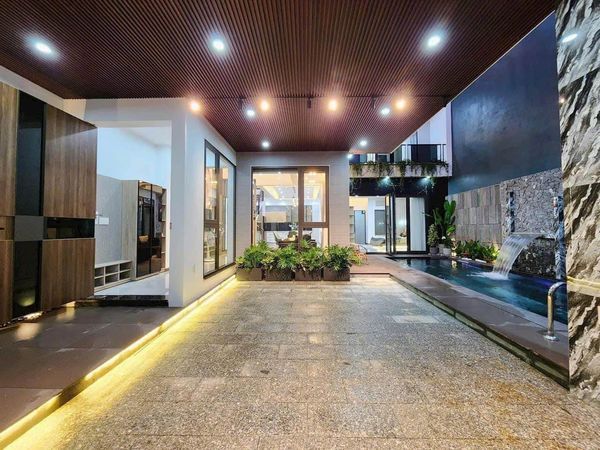 bán Villa Hồ Bơi 3 tầng mặt tiền đường 5,5m_ Hoà Minh, khu víp nhất quận Liên Chiểu