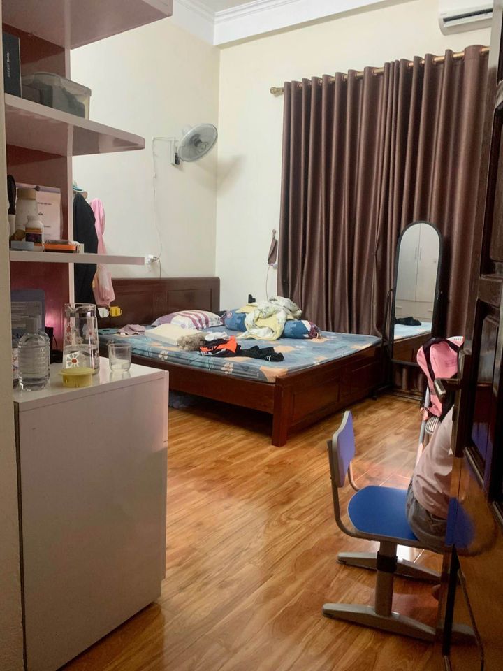BÁN NHÀ Đ/c Tổ 8, Mường Thanh, đường từ UBND tỉnh đi ra Sân vận động tỉnh gần cafe Ngẫm
