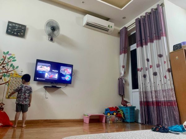 BÁN NHÀ Đ/c Tổ 8, Mường Thanh, đường từ UBND tỉnh đi ra Sân vận động tỉnh gần cafe Ngẫm