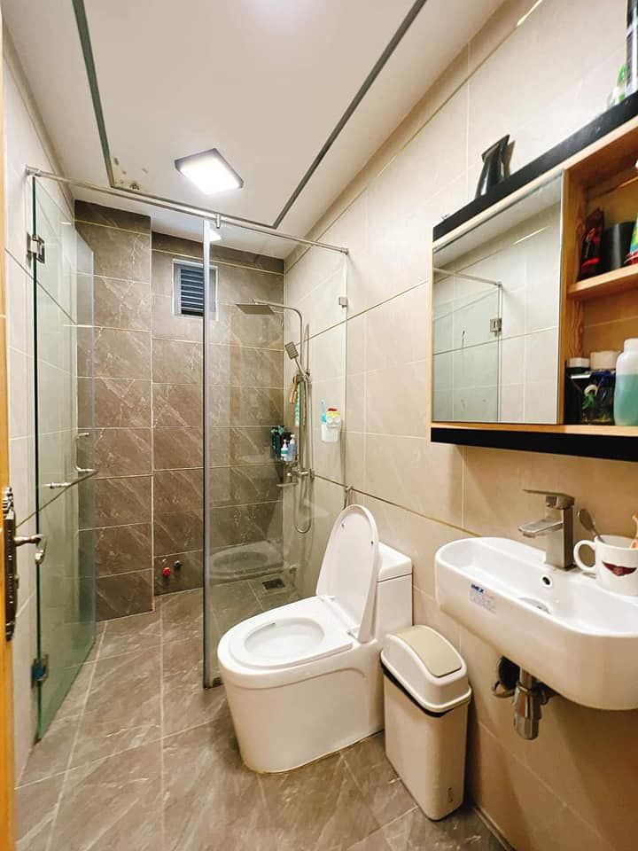 Cần bán Nhà Hoàng Quốc Việt Q7 cách Phú Mỹ Hưng 2 phút.
