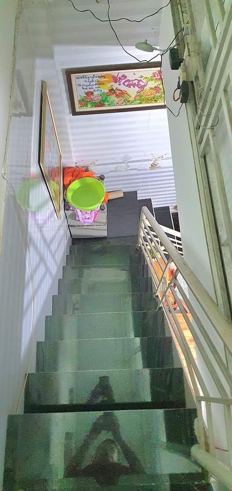 Chủ gửi.Bán nhà 1 trệt 1 lầu, nhà mới sạch đẹp, vào ở liền. 2/ đường HT17