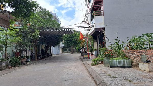 Chị chủ cần tiền nên bán rẻ ngôi nhà 58,5m2 đường 2 oto tránh nhau có vỉa hè tại p.Trần Hưng Đạo TB