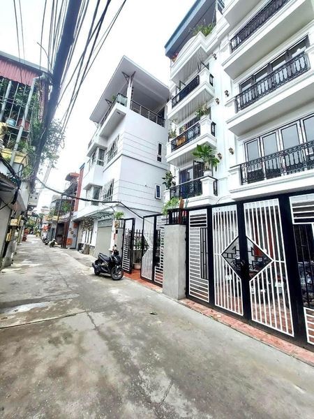 TOÀ NHÀ DÒNG TIỀN - GẦN PHỐ - GẦN Ô TÔ - HAI MẶT THOÁNG - NGÕ THÔNG- THANG MÁY