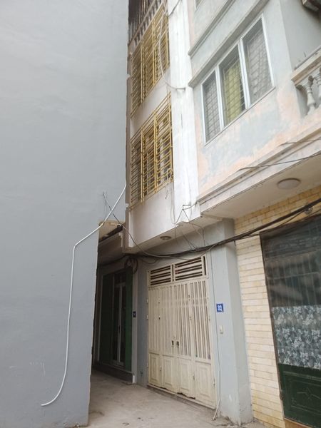 Do công việc gia đình chuyển công việc nên muốn nhượng lại nhà 4 tầng,