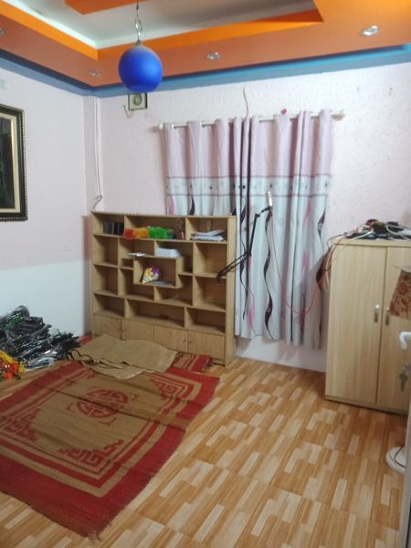 Do công việc gia đình chuyển công việc nên muốn nhượng lại nhà 4 tầng,
