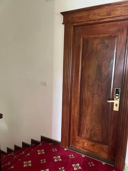Bán Biệt thự Tân cổ điển (khu vưc cây 2 giữa trung tâm tp Cao Bằng và cây 5)